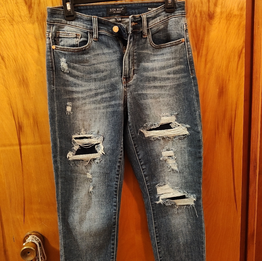 Judy Blue Skinny Blue Jeans with Distressed Details
